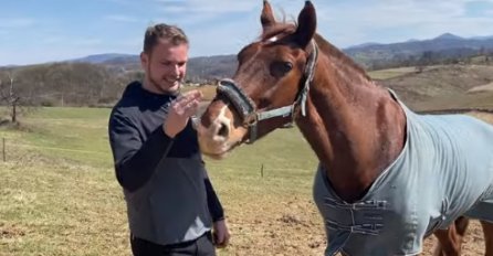 Ovako izgleda neradni dan Draška Stanivukovića: Jaše konja kojeg je platio 45.000 maraka