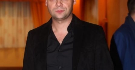 DARKO FILIPOVIĆ BIO JE U VEZI SA TANJOM SAVIĆ, A ONDA OŽENIO DRUGU ŽENU: Evo kako ona izgleda danas - PRIRODNA LJEPOTICA