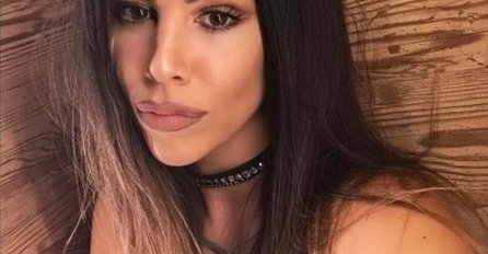 OVO JE MAJKA KAJE OSTOJIĆ, ZGODNA PLAVUŠA BEZ SILIKONA: Objavljena slika, IZGLEDAJU KAO SESTRE