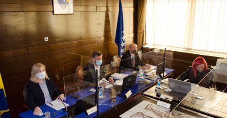 Vlade Federacije BiH i Kantona Sarajevo zajedno idu u nabavku ruskih vakcina