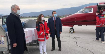 Iz Turske stiglo još 10.000 doza vakcina za BiH