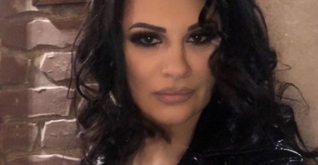 JANA JE 23 GODINE U BRAKU SA OVIM MUŠKARCEM, OTKRILA ŠTA SU NJEGOVI RODITELJI REKLI ZA NJU: Nastala popularna pjesma - SVI JE ZNATE