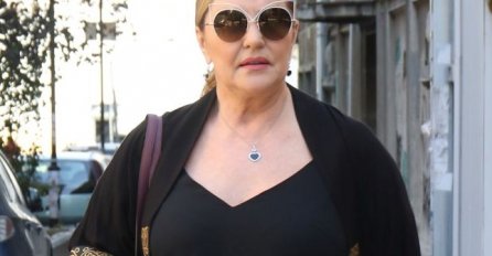 ANA BEKUTA KRIJE SLIKE PRIJE OPERACIJA, ZNATE LI KAKO JE IZGLEDALA U PROŠLOSTI? Objavljene slike- OVO NIJE ISTA ŽENA