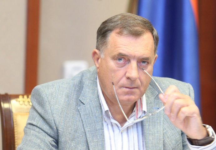 Dodik: Inzko je "upokojen" politički i moralno, pogodile su ga moje riječi
