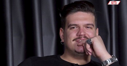 ISAK ŠABANOVIĆ SE SINOĆ POJAVIO U ZVEZDAMA GRANDA, ALI NIJE PJEVAO: Došao kod voditelja Voje, evo šta je rekao