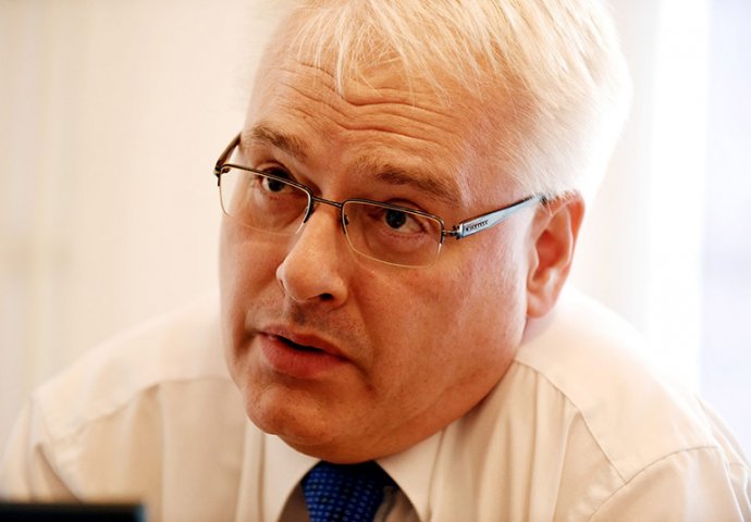 Josipović o non-paperu: Ovdje se ne radi o promjeni granica, nego o potpunom uništavanju BiH