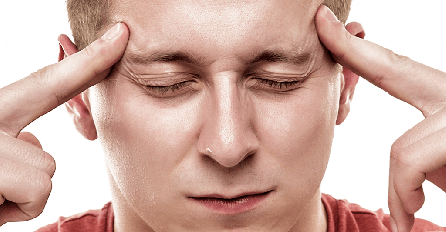 Ako GLAVOBOLJU prate OVI SIMPTOMI, ODMAH kod LJEKARA! Neurolog savjetuje: Koga često boli glava, ne treba da jede OVE NAMIRNICE!