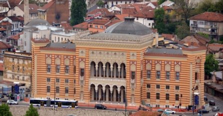 Karić: Čim prije napraviti djelo o značaju i doprinosu Vijećnice