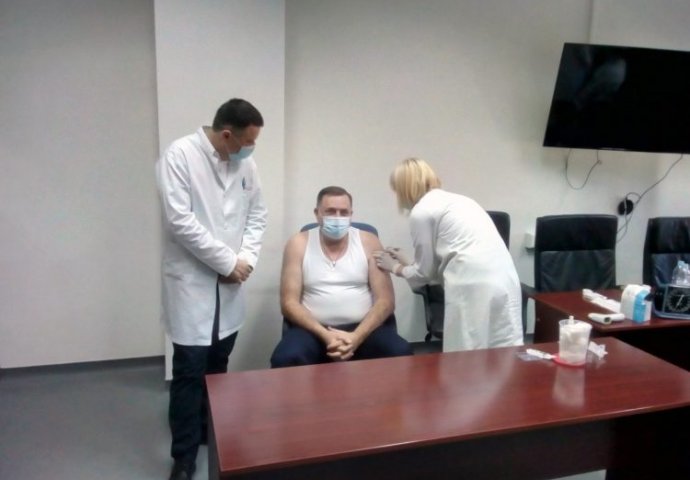 Dodik primio rusku vakcinu Sputnik V
