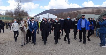 Cikotić: Migrantsko naselje u Lipi bit će izgrađeno u roku od tri mjeseca