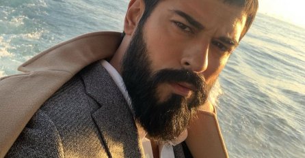 BALI-BEG POZIRAO NA PLAŽI: "Zamalo sam dobila srčani zbog ove fotografije", SKORO 5000 KOMNETARA NA OVOJ FOTOGRAFIJI