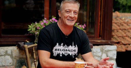 MAŠAN LEKIĆ U 5. DECENIJI POSTAO OTAC - A SAD POKAZAO KĆERKICU: Fotografija topi srca