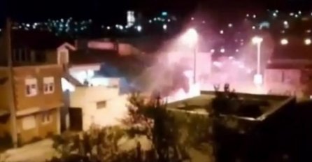 Tarik Tanović: "Umjesto policijskog, Mostarom noću vlada navijački sat"