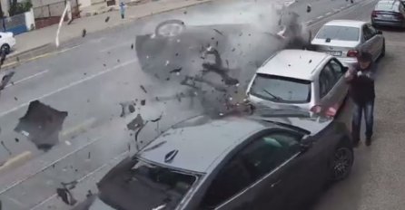 STRAVIČAN VIDEO UDESA U ZAGREBU: Pješaci u sekundi izbjegli smrt