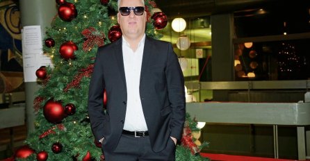 SAŠA MATIĆ DANAS SLAVI ROĐENDAN, A ČEKAJTE DA VIDITE KAKO IZGLEDA NJEGOVA SUPRUGA: Prirodna ljepotica, U BRAKU SU 17 GODINA