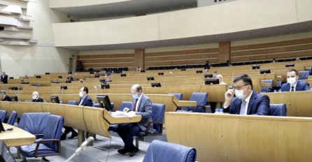 Kojović: Vijeće ministara se pokazuje opasno po zdravlje i živote građana BiH