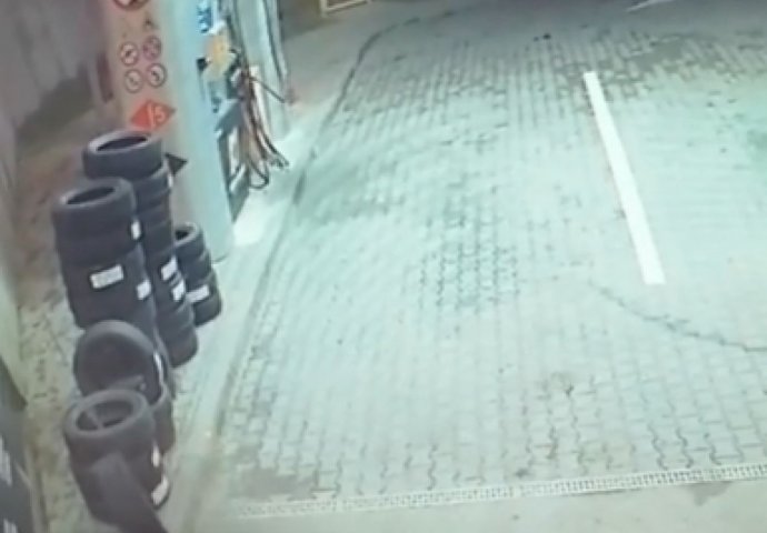 Lopovi iz BiH nasmijali i policiju i radnike: "Da nije bilo kamere, niko ne bi vjerovao" (VIDEO)