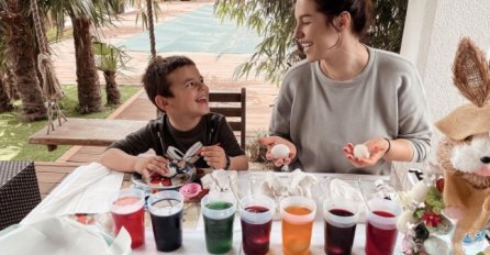 USKRŠNJA DEKORACIJA OD KOJE ZASTAJE DAH: Seka Aleksić ponovo odnijela pobjedu za najljepše dekorisan dom MNOGI ĆE JOJ POZAVIDJETI 