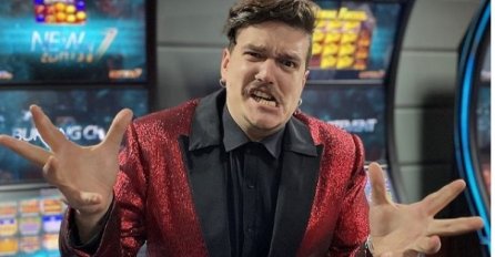 ISAK ŠABANOVIĆ POKAZAO  ROĐENOG BRATA! Evo kako izgleda Alen, sušta suprotnost Isaku (FOTO)