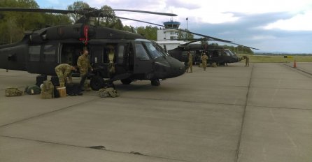 "Crni jastrebovi" sletjeli na tlo Bosne i Hercegovine: U narednim danima očekuje se dolazak još helikoptera