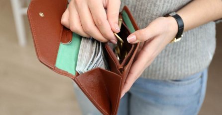 PRIVUCITE NOVAC UZ POMOĆ LAKIH I BRZIH TEHNIKA: Pogledajte u svoj novčanik, zapišite ovo na papir!