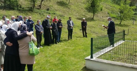 Srebrenica: Obilježena godišnjica zločina nad bošnjačkim civilima 1992. godine