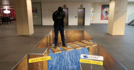 OVA OPTIČKA ILUZIJA GOVORI MNOGO O VAŠEM KARAKTERU: Ako vidite samo dva lica evo šta to znači!