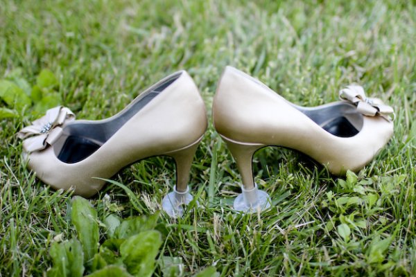 bridal-shoes-with-heel-protectors