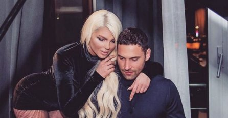 PRVI POLJUBAC KAO IZ BAJKE, KARLEUŠA OTKRILA PRIČU STARU 3 GODINA: Ovako je izgledao njen sastanak s Duškom, KAO PRAVI DŽENTLMEN