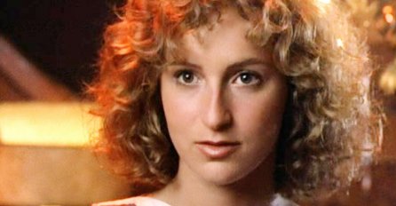 JEDNA LOŠA ODLUKA POTPUNO JOJ JE PROMIJENILA ŽIVOT: Zvijezda Prljavog plesa povukla se iz javnosti, a evo kako danas IZGLEDA