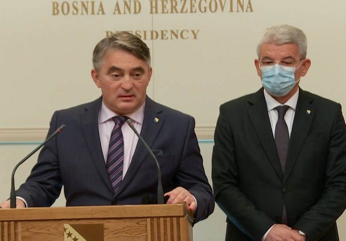 Željko Komšić i Šefik Džaferović danas sa Christianom Schmidtom