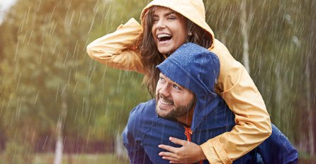 ISKORISTITE KIŠOVITO VRIJEME: SEDAM razloga zašto je dobro da šetate po KIŠI! Ovo sigurno niste ZNALI