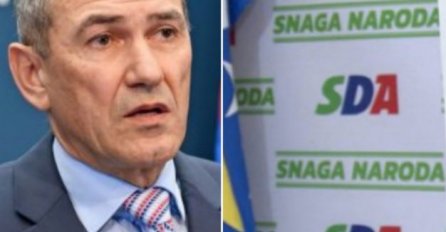 SDA: Janšini stavovi su islamofobni, smetaju mu samo protesti u Sarajevu