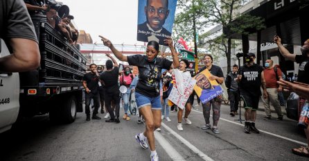 Godišnjica ubistva Georgea Floyda: Stotine Amerikanaca marširalo ulicama