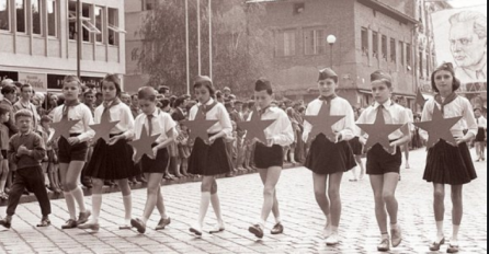 Dan mladosti slavio se na današnji dan: Pogledajte kako se živjelo u bivšoj Jugoslaviji (VIDEO)