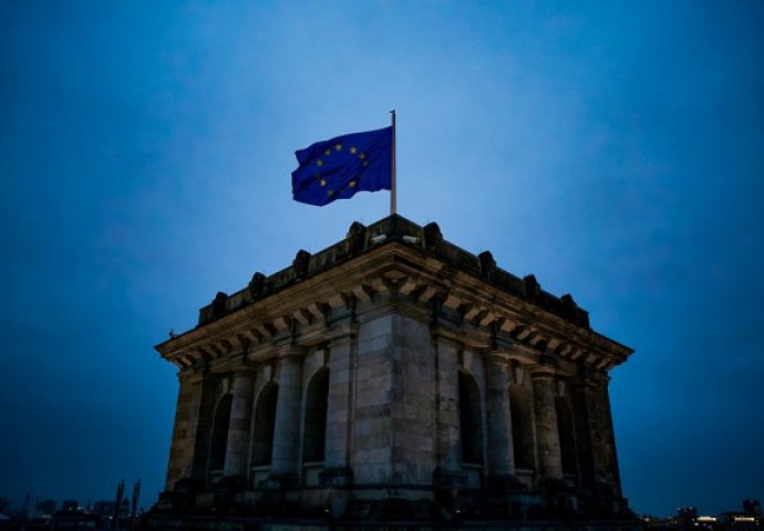 EU očekuje da će dobiti više od milijardu doza vakcine do septembra