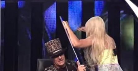 VELIKA POMETNJA U ZVEZDAMA GRANDA: Karleuša POLOMILA staklo, pa posjekla Đorđe Davida! SVI OSTALI U ŠOKU! (FOTO)