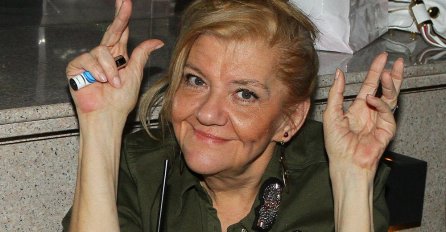 SAMO JEDAN STIH JOJ JE DONIO 100.000 EURA: Marini Tucaković su ove riječi donijele veliko bogatstvo, a EVO KOJA JE TO PJESMA 