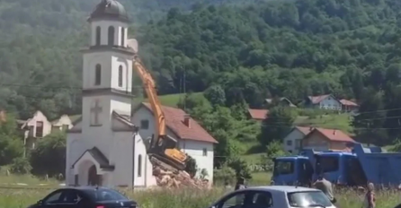 ADVOKAT OBJAVIO VIDEO: Pogledajte šta se dešava u dvorišu nane Fate, Skinuti su krst i crkveno zvono