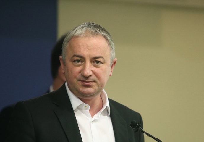 Borenović uprkos zabrani: Nema povlačenja, večeras smo ispred NSRS