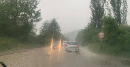 ITEKAKO POTREBAN OPREZ Veliko nevrijeme zahvatilo Bosnu i Hercegovinu