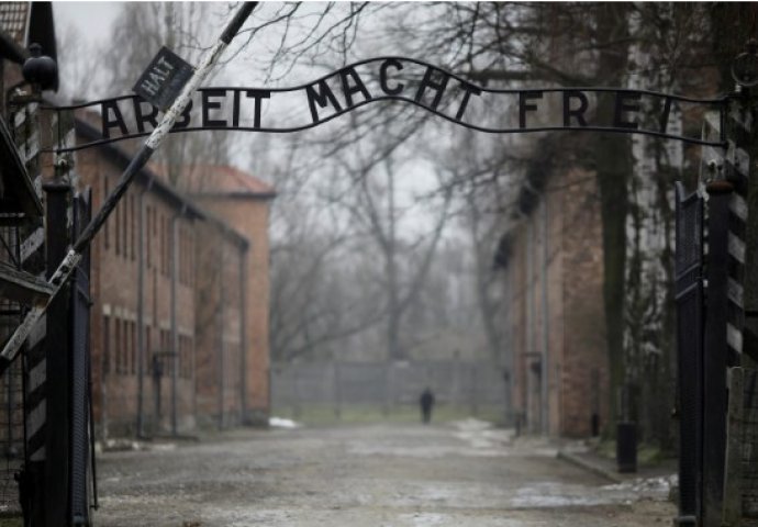 Umro David Dushman, posljednji preživjeli osloboditelj Auschwitza