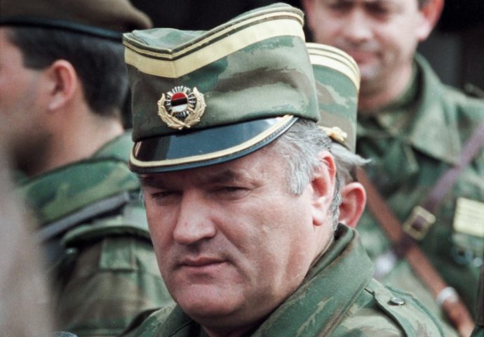 NATO: Tačno da je Mladić odgovara za svoje nečuvene zločine nad civilima
