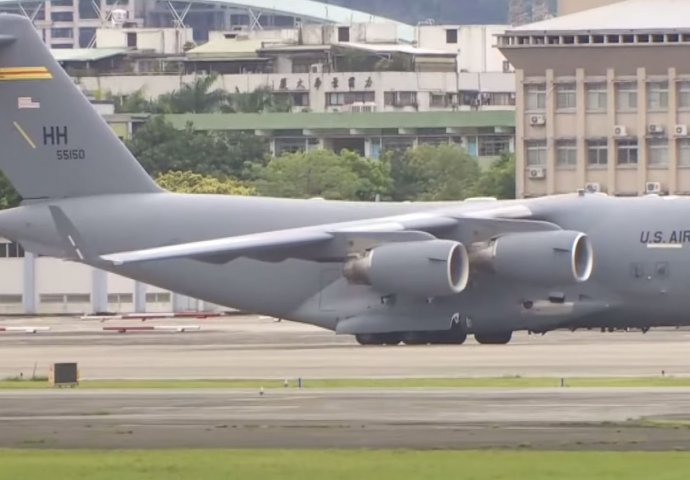 Američki senatori od sad stižu u Tajvan u vojnim avionima, koliko dugo će to Kina još tolerisati?