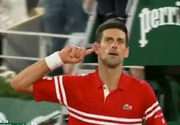 Pogledajte reakciju Đokovića prema publici kad je uzeo ključni set Nadalu