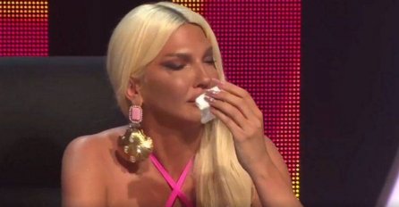 KARLEUŠA GRCALA U SUZAMA U EMISIJI ZVEZDA GRANDA, KAMERE SVE SNIMILE: Obrušila se na Mariju - OVO JE RAZLOG