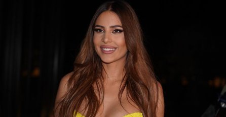 TANKE USNE, SITNI ZUBI I ČUDAN NOS: Ovako je Anastasija izgledala prije operacija, A TEK DA VIDITE KAKO SE ŠMINKALA, HIT SLIKE (FOTO)