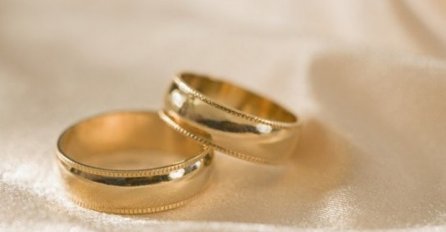 "Kada sam se udavala, moja sestra od tetke nije imala novac za poklon."