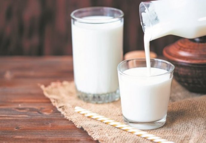 NEĆE VAM PODIĆI ŠEĆER I DUŽE ĆETE BITI SITI: Nutricionisti otkrili koji jogurt je najzdraviji - IZNENADIT ĆETE SE