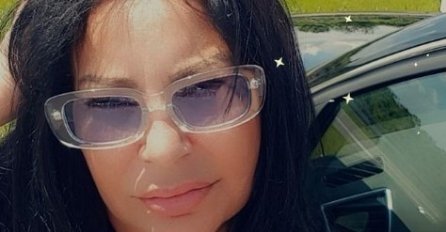 EVO KAKO STOJA IZGLEDA BEZ ŠMINKE I UREĐIVANJA SLIKA, OBJAVLJENA SLIKA KOJA POKAZUJE REALNOST: Niko nije slutio da ovako izgleda